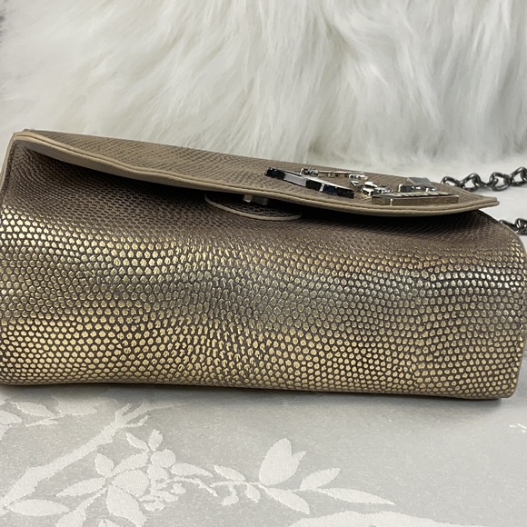 NWT Circus Sam Edelman Gold Snakeskin Look Purse/Black Crossbody Chain/Clutch - Picture 6 of 13